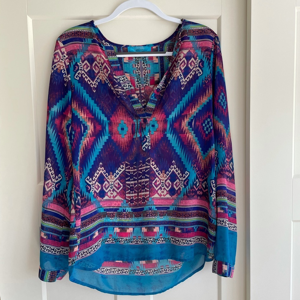 Semi-sheer geometric pattern blouse, size L.